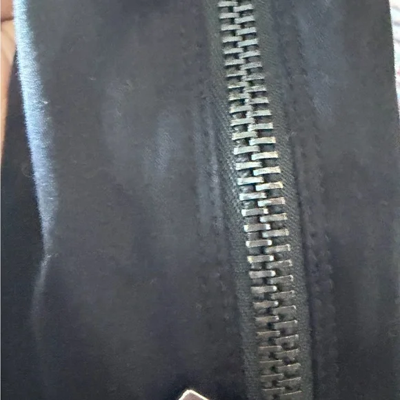 Burberry black Double-Breasted Trench Coat - Picture 9 of 13